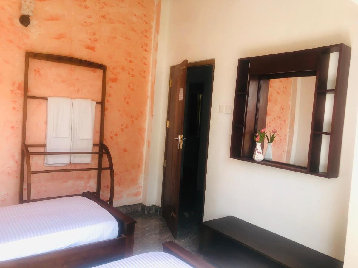 Fernando'S Inn Negombo Exterior photo